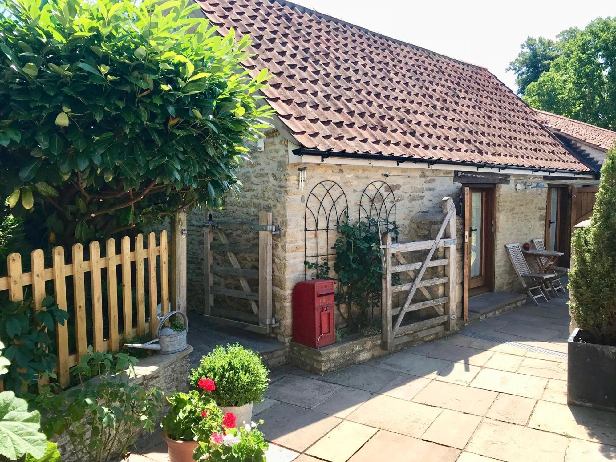 Romantic Little House Near Bath 罗德 外观 照片
